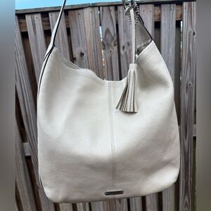 Coach Avery Hobo Slouch Bag